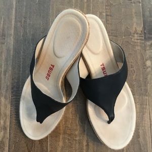 Tsubo Black and Cream Wedge Sandals